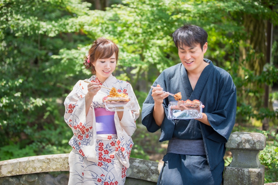 A Beginner’s Guide to Wearing Yukata and Kimono